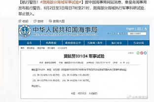 嗯？克莱随便冲内线上空篮 勇士开场7-2打停雄鹿